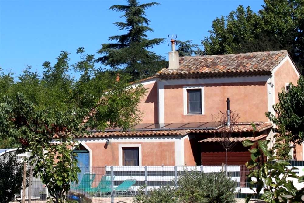 maison abricot et orange